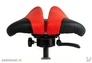06_Salli_SwingFitDesign_Black_Noppen